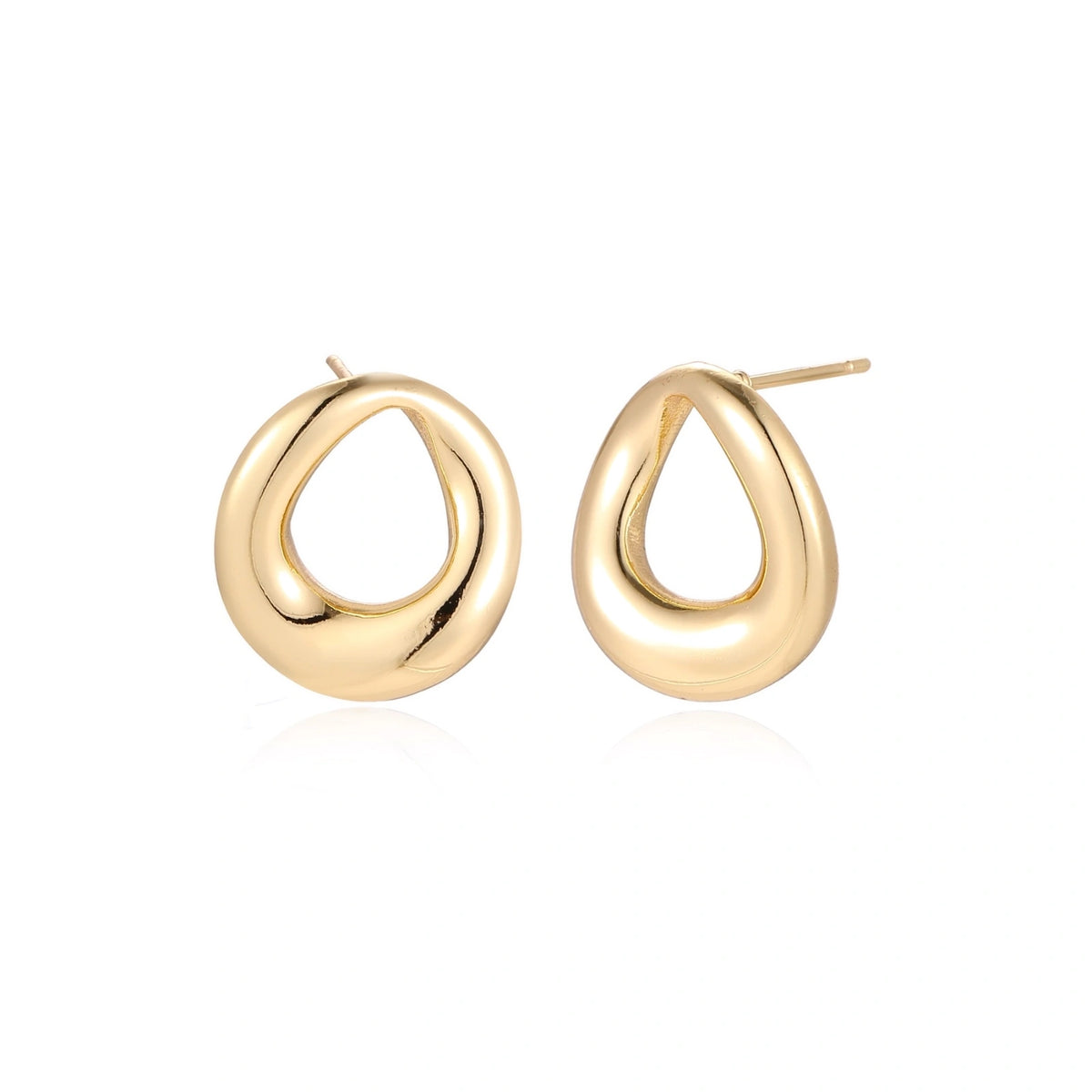Sculptural Loop Stud Earrings – 18K Gold-Plated