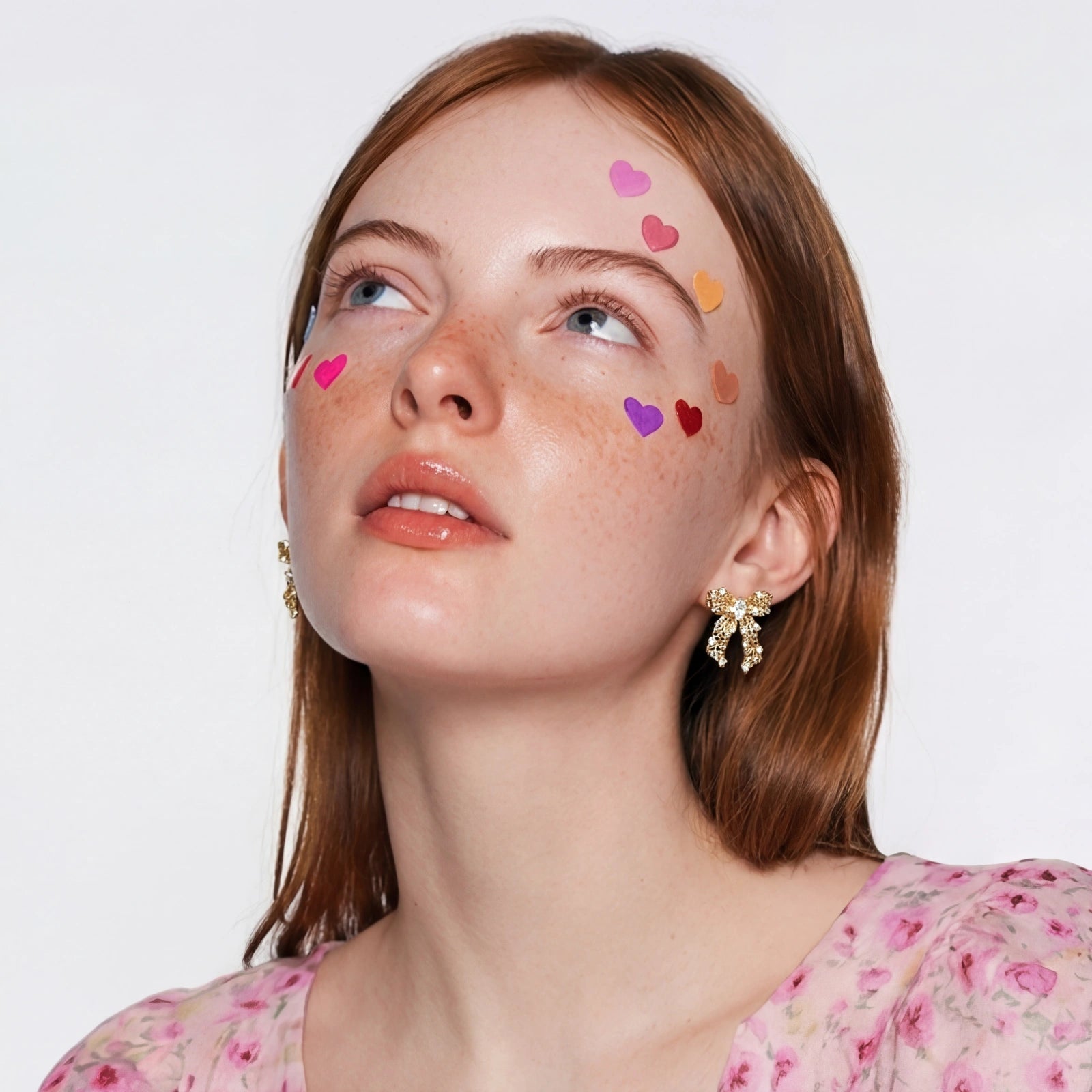 Gilded Bow Zirconia Earrings