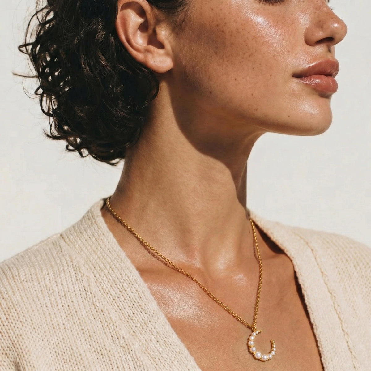 Shell Pearl Crescent Moon Necklace – Gold-Plated – alternate view 3
