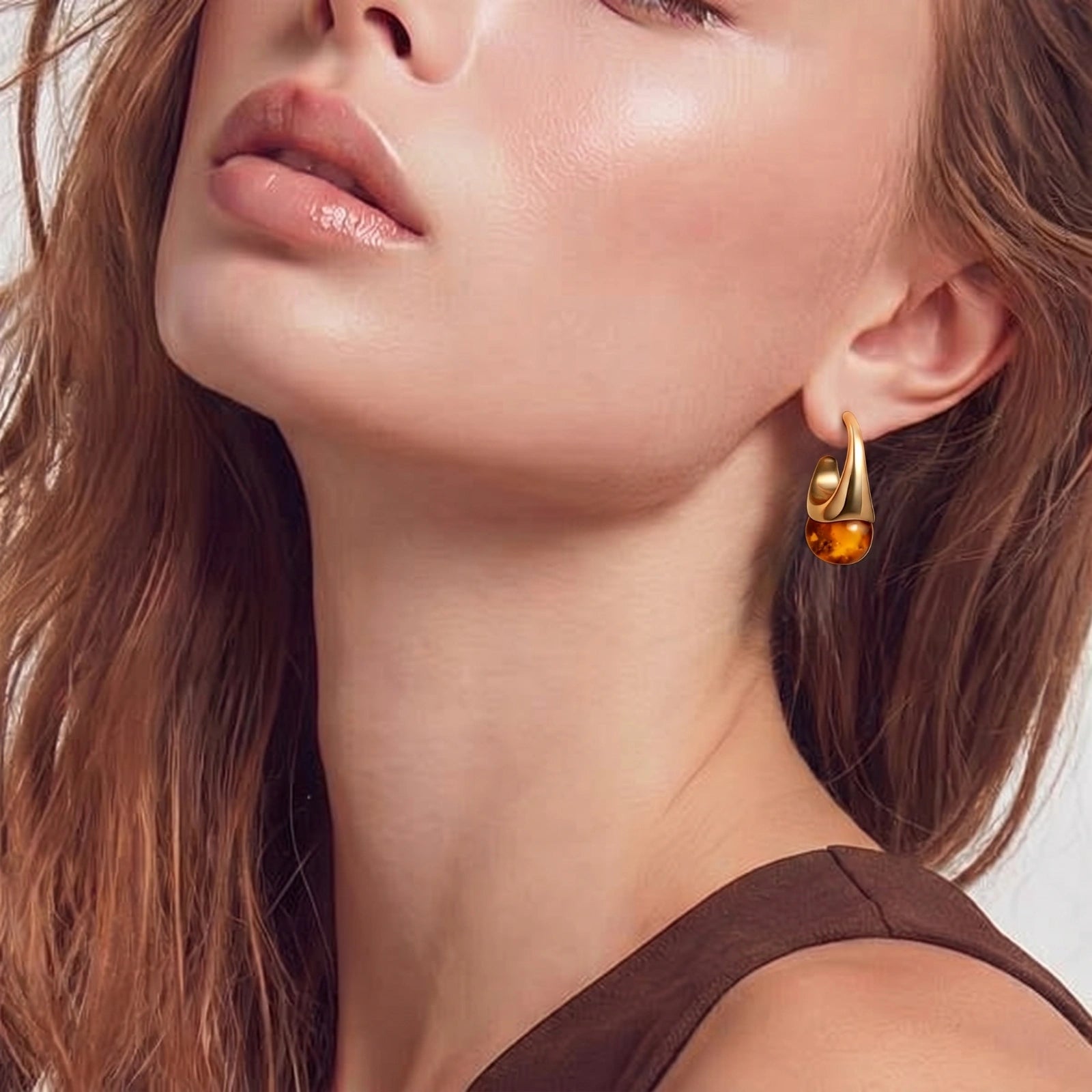 Amber Flow earrings for everyday styling