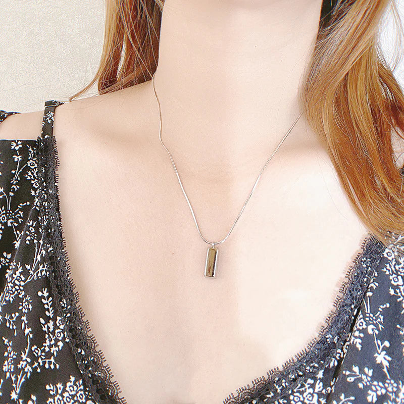 Exquisite Unisex Titanium Steel Snake Pendant Necklace with Gold Brick Chain and Unique Geometric Design