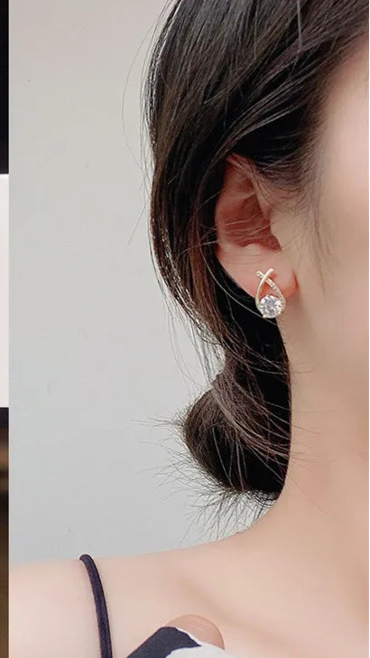 Pair of crystal cross stud earrings for everyday styling