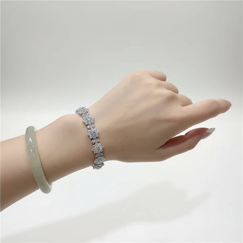Luxury Flower Lab Diamond Bracelet 925 Sterling Silver Engagement Wedding Bangles Bracelets for Women Bridal Gemstones Jewelry